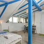 The Ivy House - A Cozy Attic Near The City Center By Flat Mаnager
