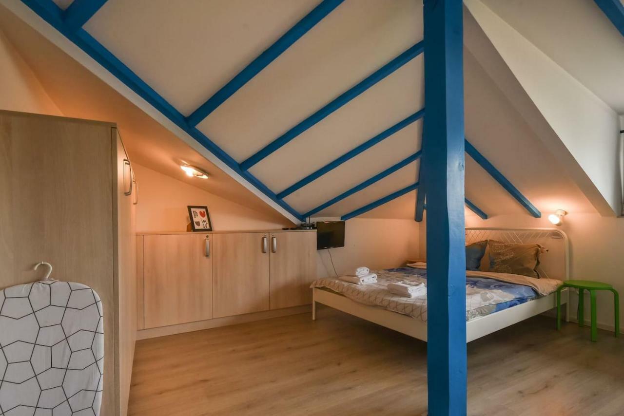 Apartment The Ivy House - A Cozy Attic Near The Center By Flat Mаnager Sofia